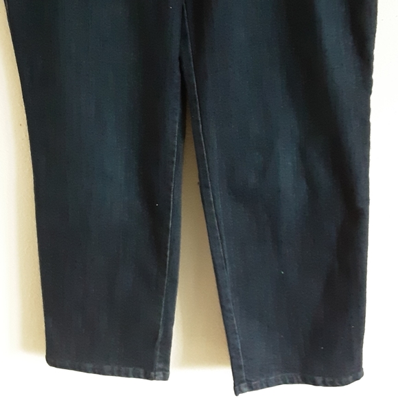 Gloria Vanderbilt Jeans - Picture 3 of 3